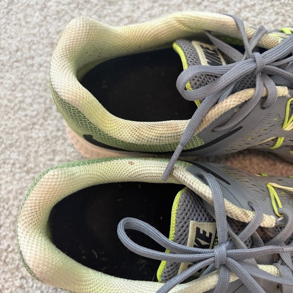Nike Zoom Winflo 3 Mens Running Shoes Dark Grey Volt 831561-004 Size 10.5 - Picture 6 of 12